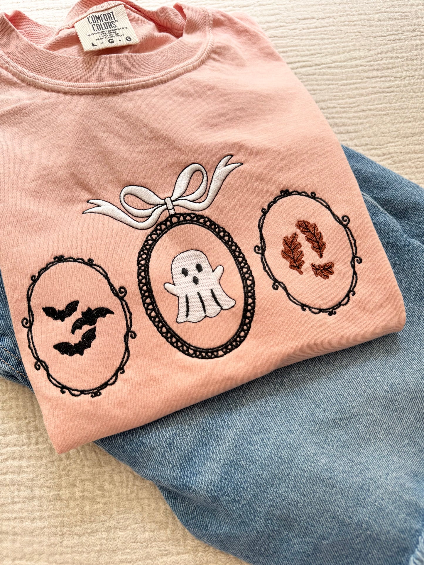 Spooky Cameo Tee
